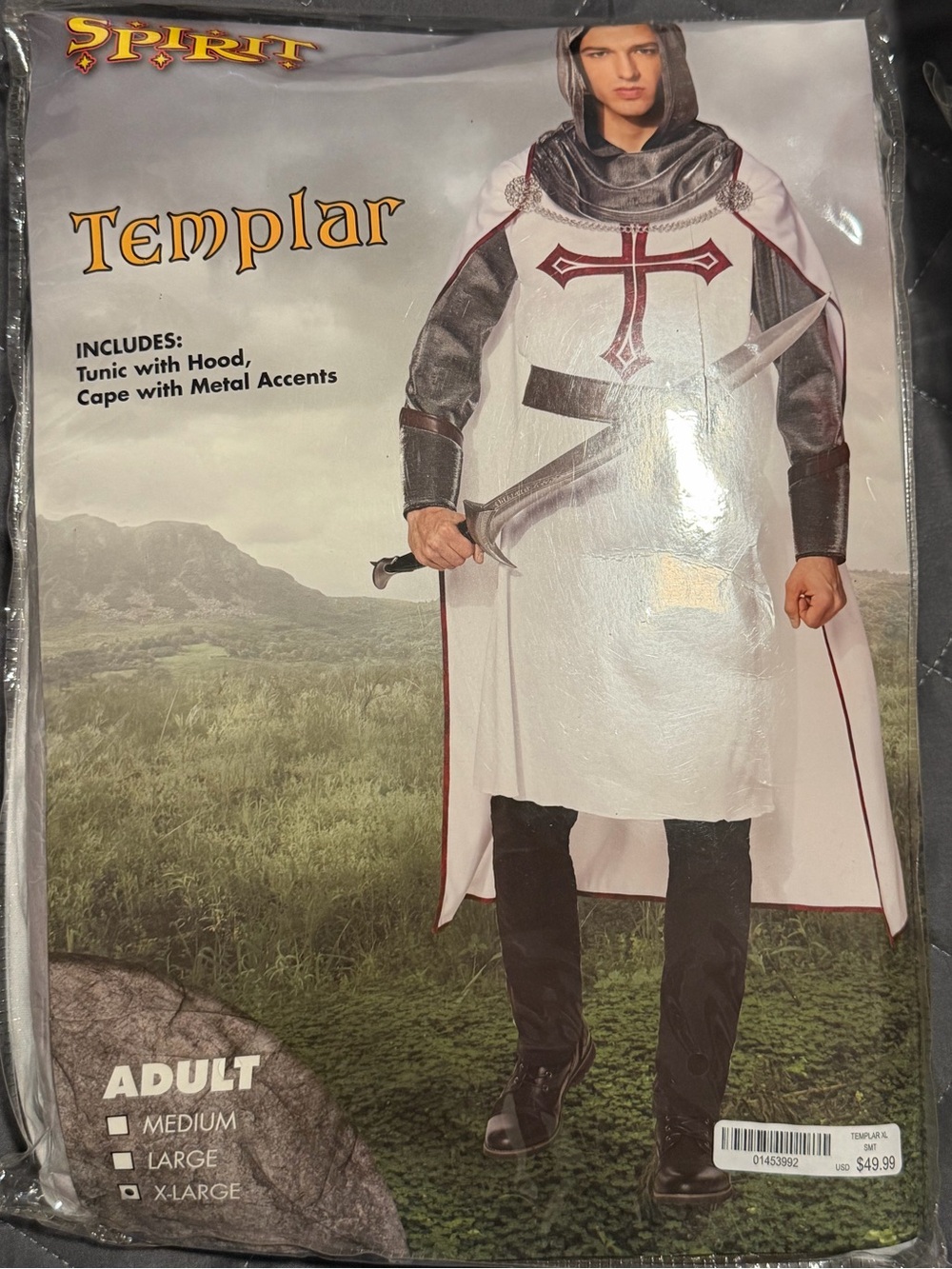 NWT Spirit Halloween men’s Templar costume.